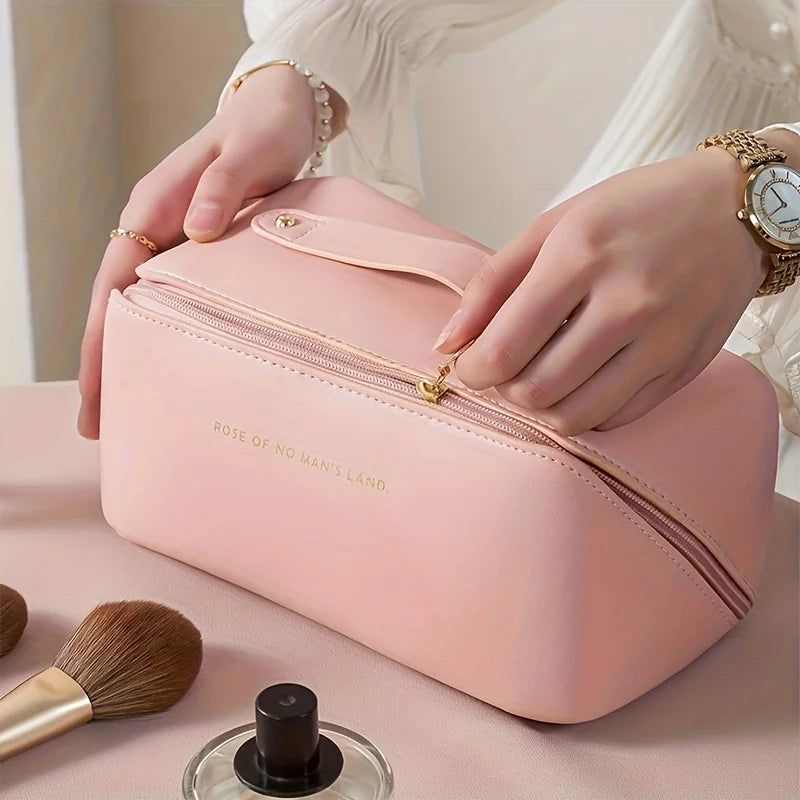 VELORA Luxe Travel Beauty Organizer
