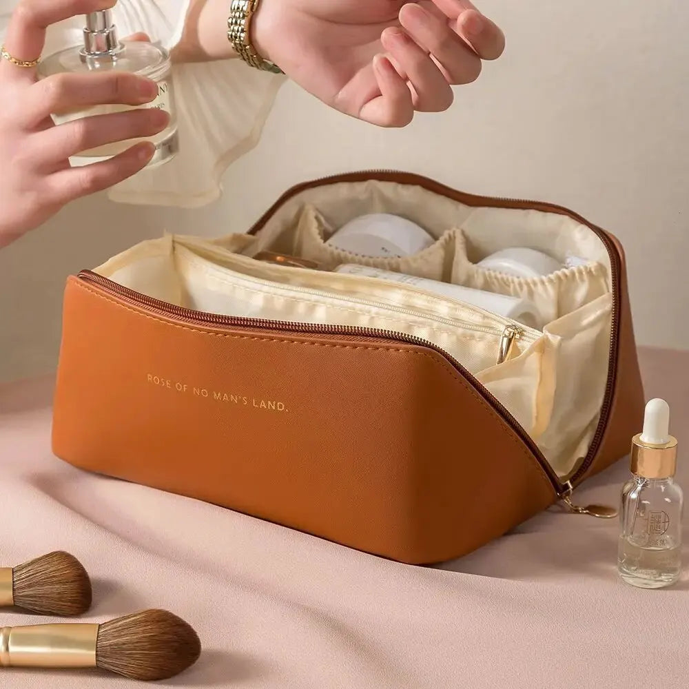 VELORA Luxe Travel Beauty Organizer